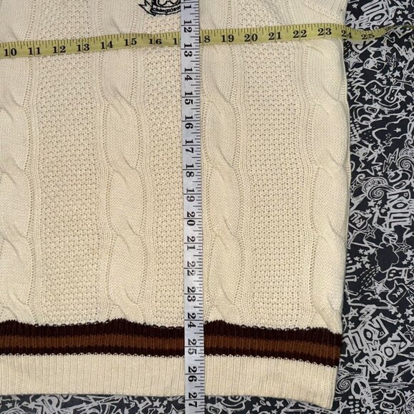 🤍 Classic cream knit sleeveless sweater vest - Picture 2 of 5